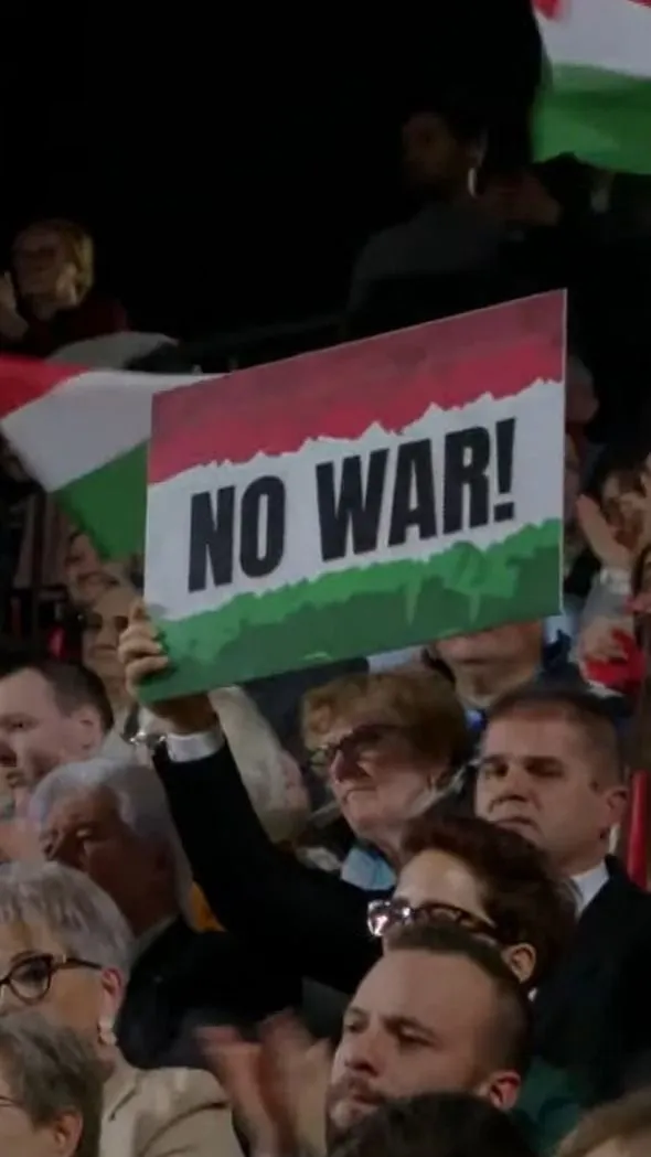 Aki békét akar, az velünk tart!