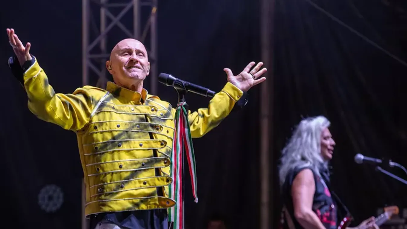 Pataky Attila fantasztikusan nyitotta meg az idei első Háborúellenes Gyűlést