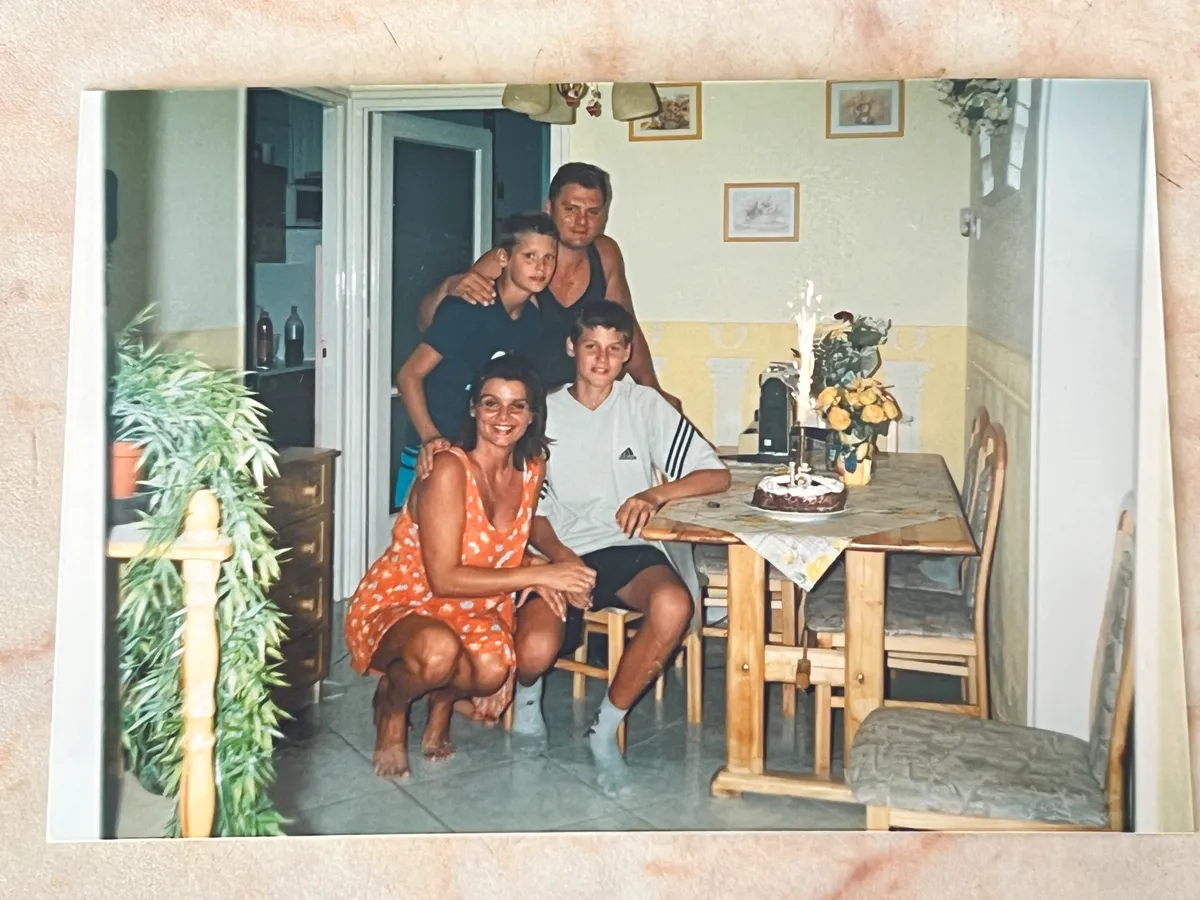 Volt időszak, amikor még semmi nem árnyékolta be a Dudás család életét