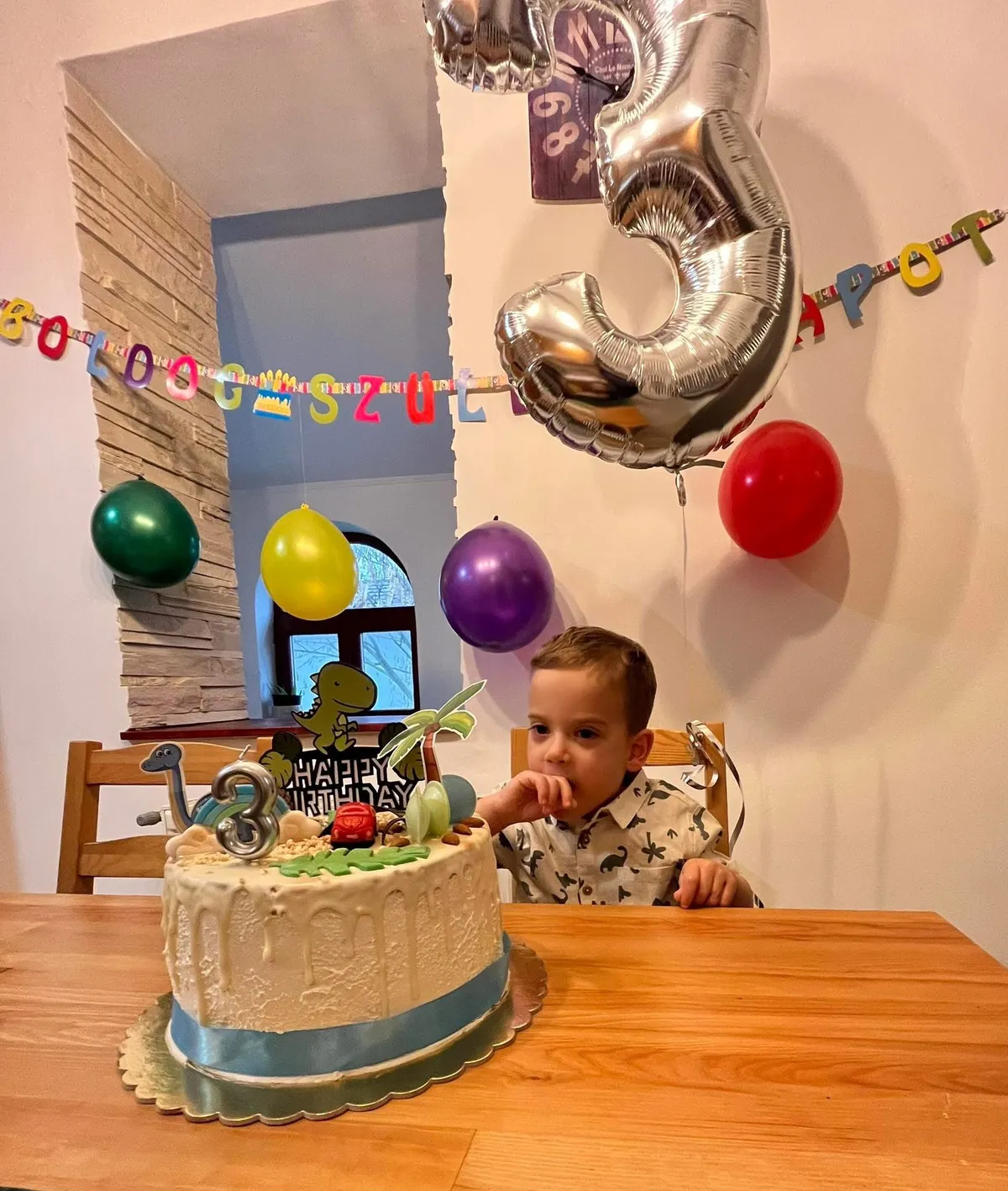 halva született Zsombika 