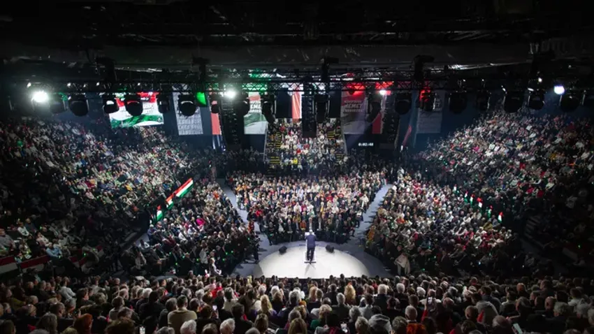 Hidegrázós pillanatok: íme a legjobb képek a miskolci Háborúellenes gyűlésről