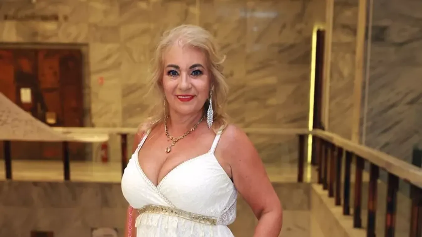 Erre nem számítottunk! Így néz ki Kiszel Tünde sellőruhában