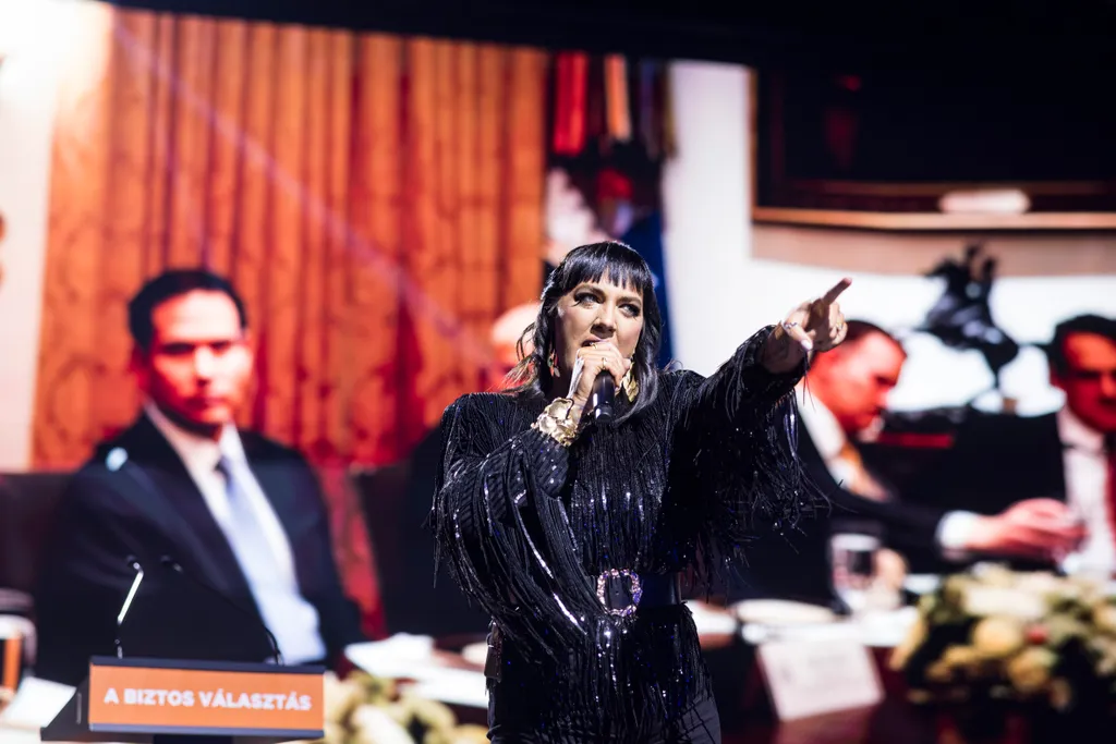 Tóth Gabi nyitotta meg a Fidesz-kongresszust