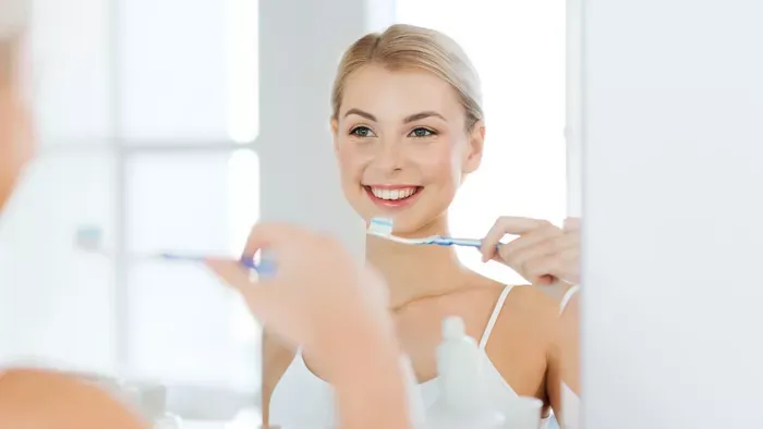 Fehér fogak otthon? Ezekkel a trükkökkel lehetséges