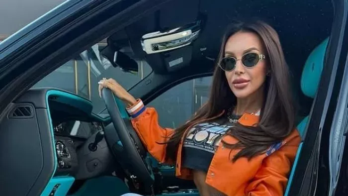 Ezzel a bérelt autóval szenvedett balesetet Jákli Mónika