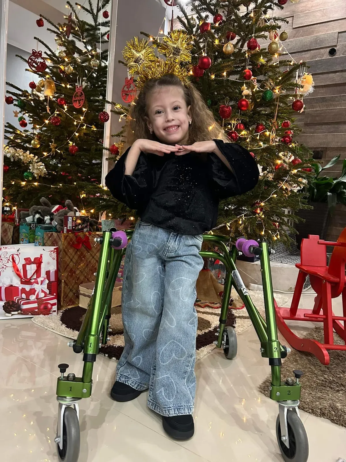 adomány Rebekáért