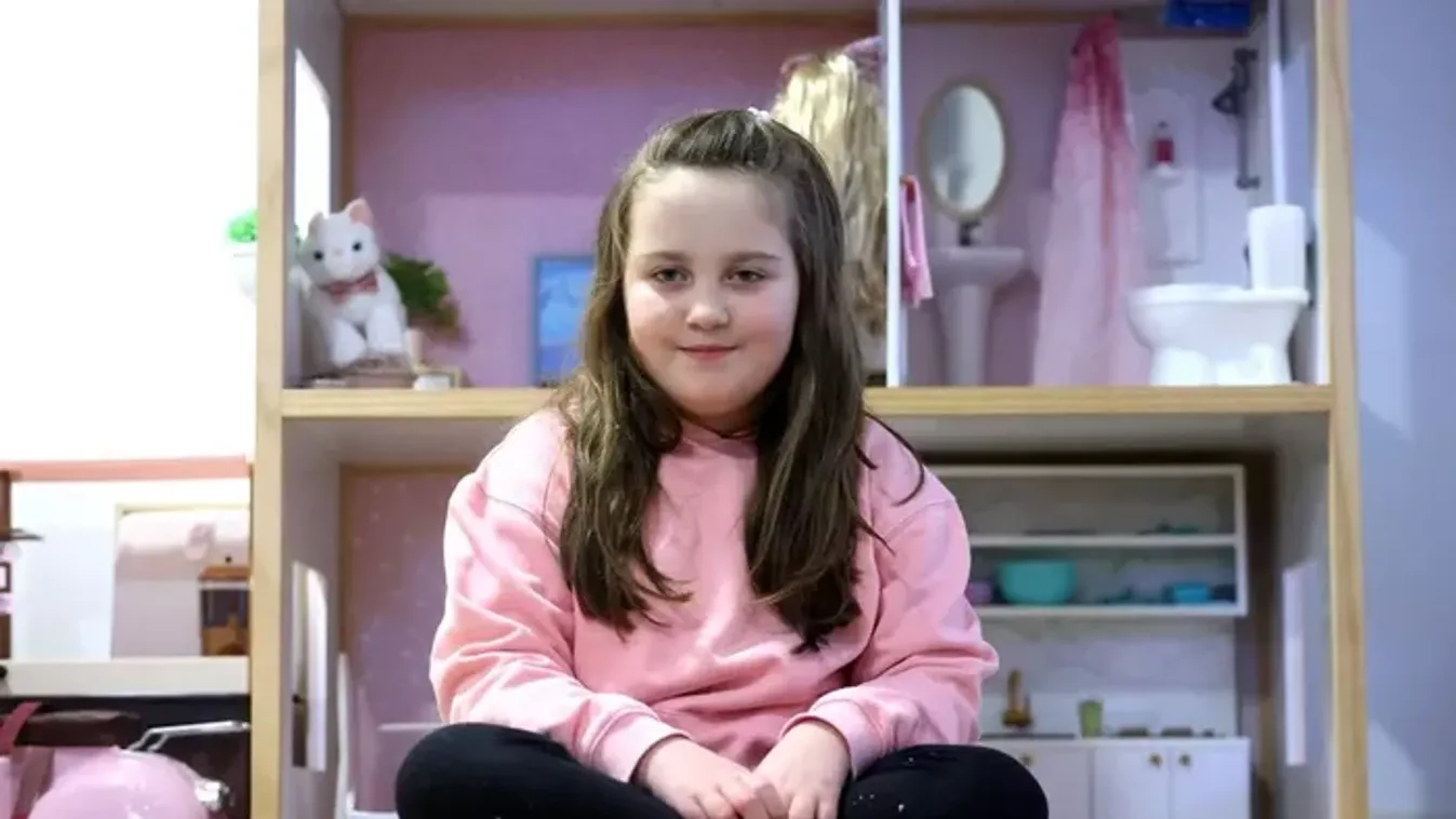 "Az orvosok folyton elhajtanak, pedig a 7 éves kislányunk naponta 100-szor hány"