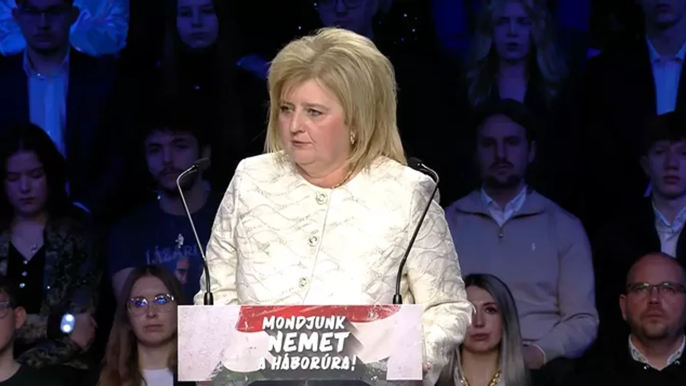 Kelei Zita a Háborúellenes Gyűlésen: Önámítás, hogy a háború nem érint minket