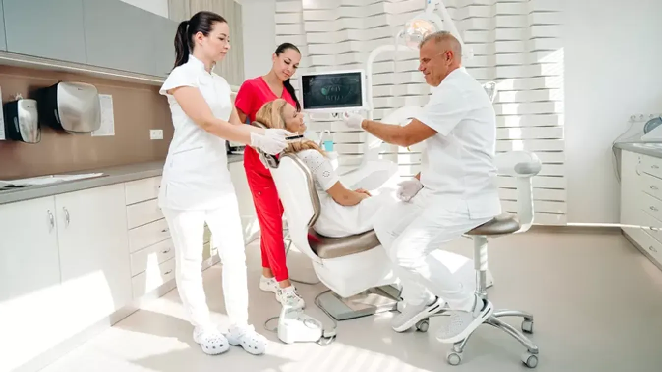 Hoppá, világszínvonalú megoldás érhető el teljes fogsor pótlására Budapesten