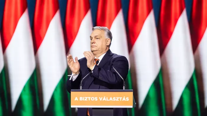 Nem hiszed el, hová tart Orbán Viktor