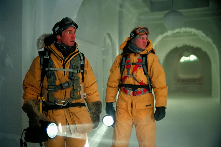 Dennis Quaid és Jay O. Sanders a Holnapután című filmben. 