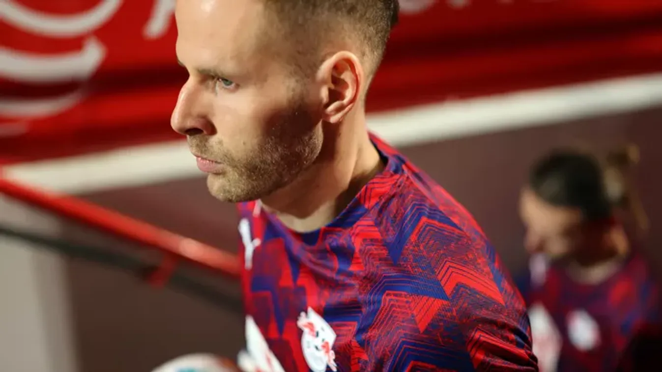 Rendőr várta Gulácsiékat az öltöző előtt