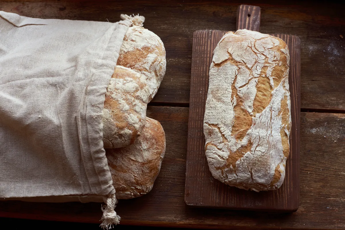 Egy vászonzsák kiváló megoldás lehet a kenyér tárolására