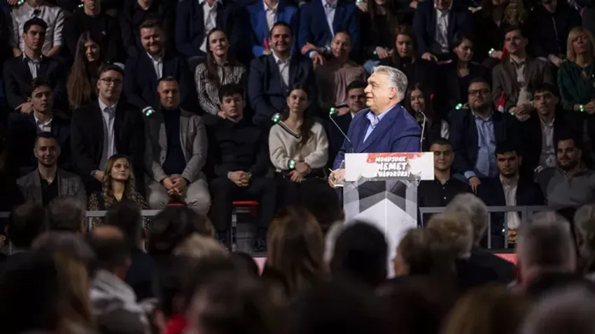 Döbbenetes videó került elő a Háborúellenes Gyűlésről