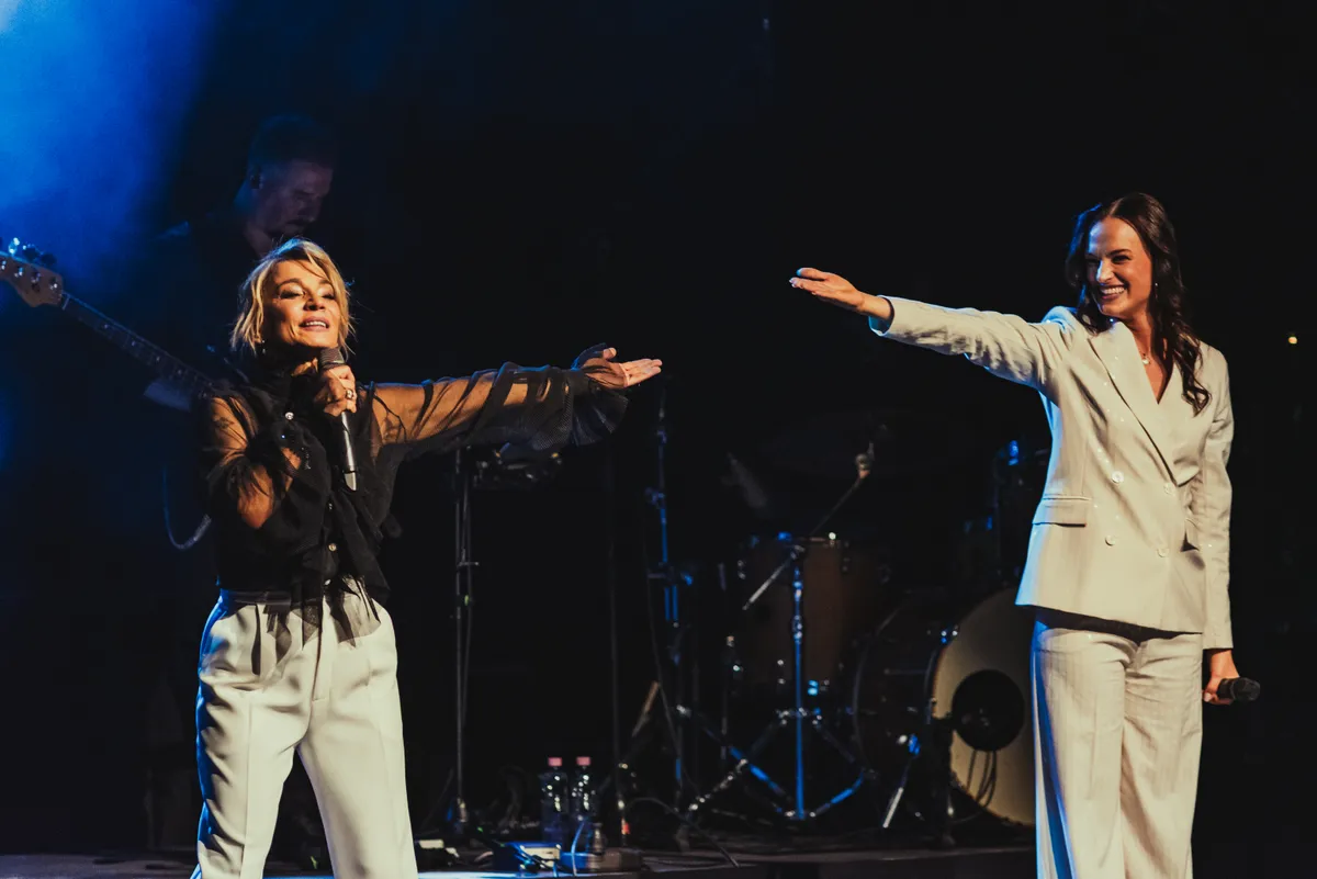 Keresztes Ildikó egyik vendége Gubik Petra volt a jubileumi koncerten 