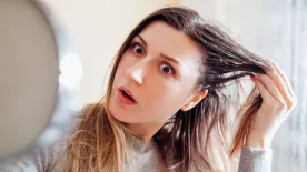 Őrjítően zsíros a hajad? Hajgyógyász mondja el, mit rontasz el nap mint nap – Így orvosolhatod a problémát könnyedén