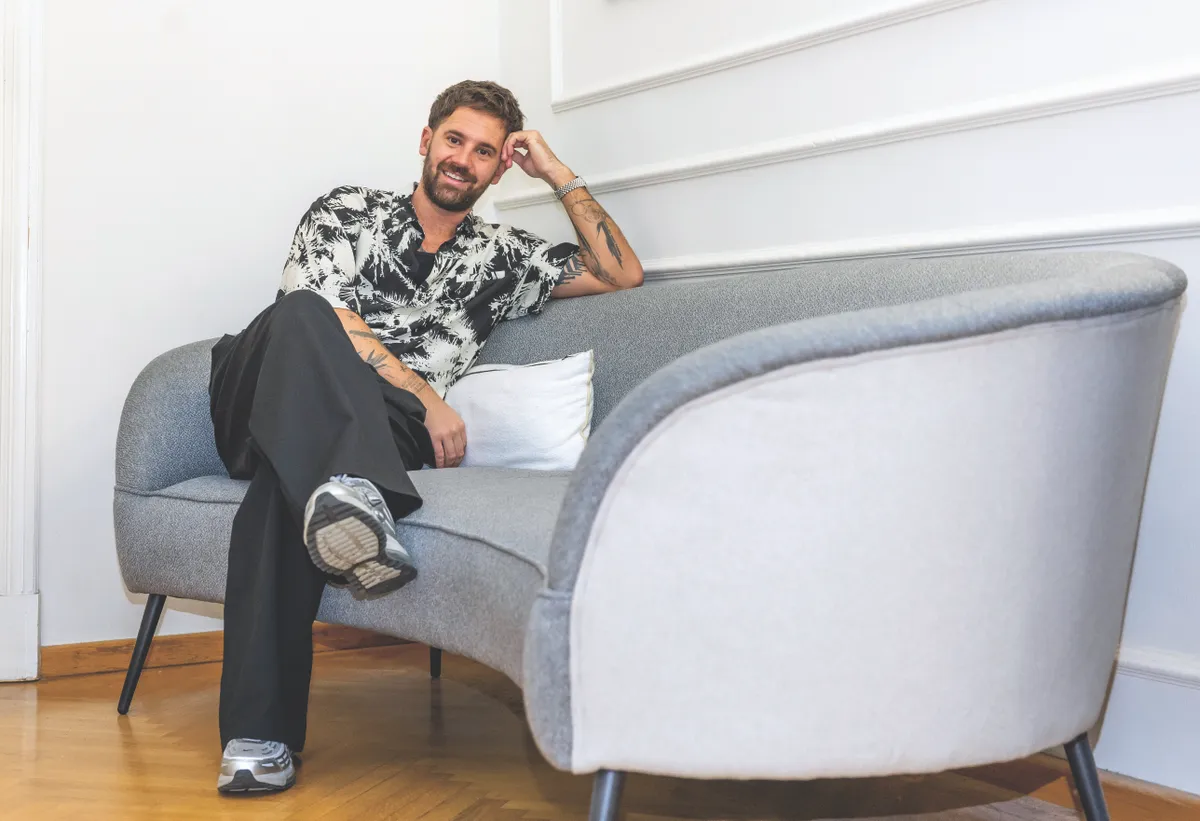 Mélyinterjú: FROHNER FECÓ: "Már sokkal jobban felvállalom a komolyabb énemet" , „NAGYON NEHÉZ
ESET VAGYOK” - BORS