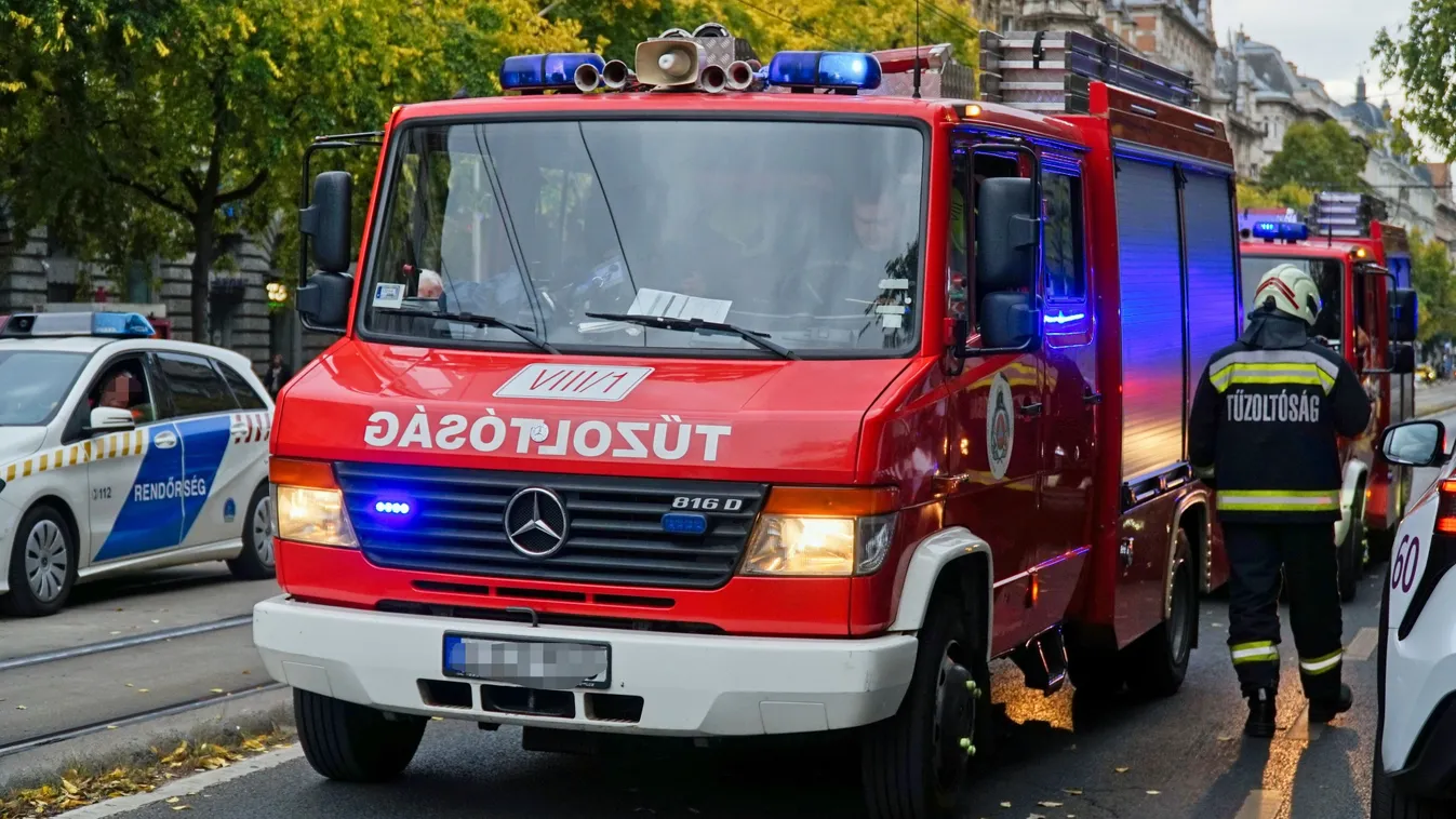 Karambol a Váci úton: szirénáktól hangos az égsz környék, moccani sem lehet