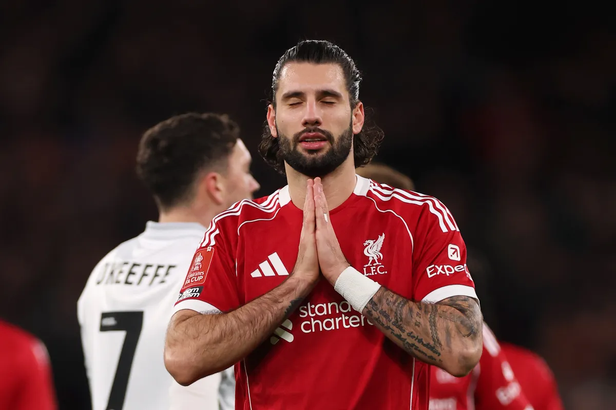 Liverpool-Barnsley: Szoboszlai Dominik hibája