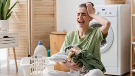 5 mosási hiba, ami tönkreteszi a ruháidat