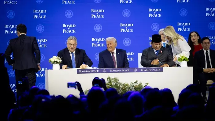 Orbán Viktor: Szavak helyett tettek – galéria