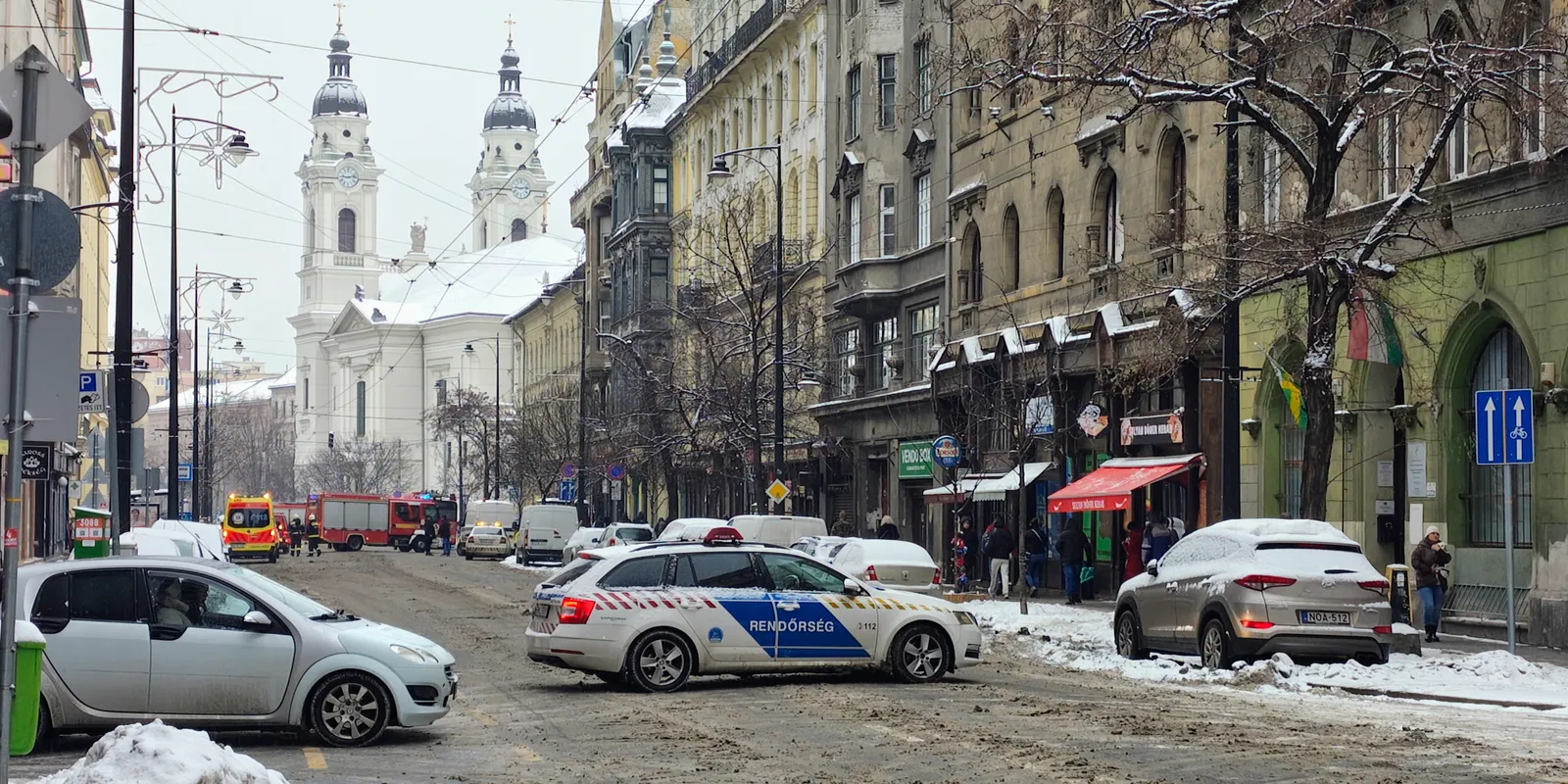 Most kaptuk: óriási a pánik a Baross utcánál