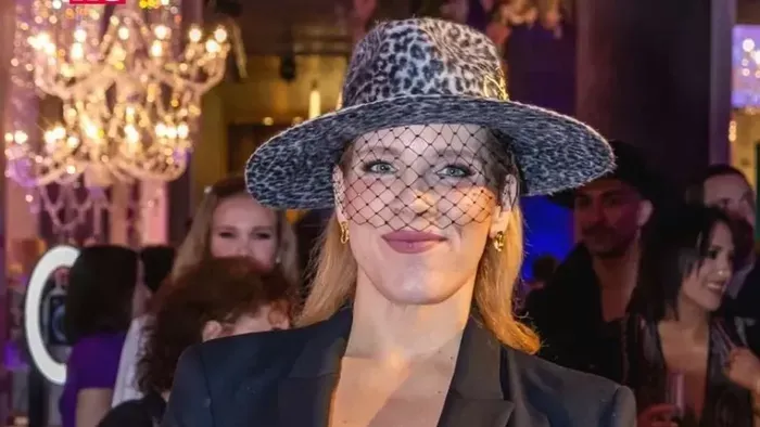 Fürdőruhában mutatta meg isteni alakját Tóth Vera