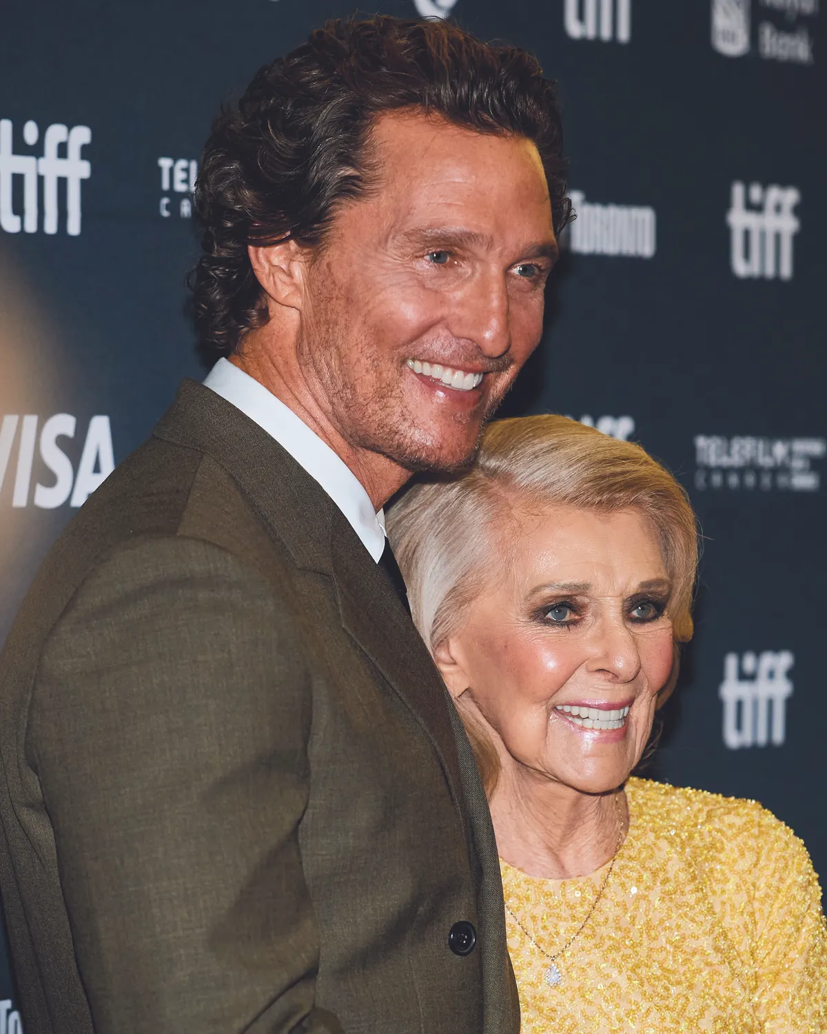 Hot feltöltés
Matthew McConaughey: Nyolc évig nem állt szóba az édesanyjával