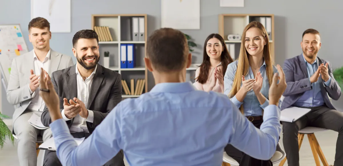 A horoszkóp szerint egy ünnepelt csillagjegy, akinek szakmai sikerben van része.