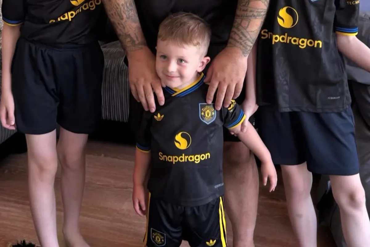 A kisfiú a végsőkig küzdött, de a ritka betegség legyőzte