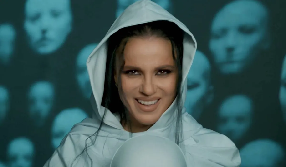 Péter Szabó Szilvia, a NOX énekesnője.