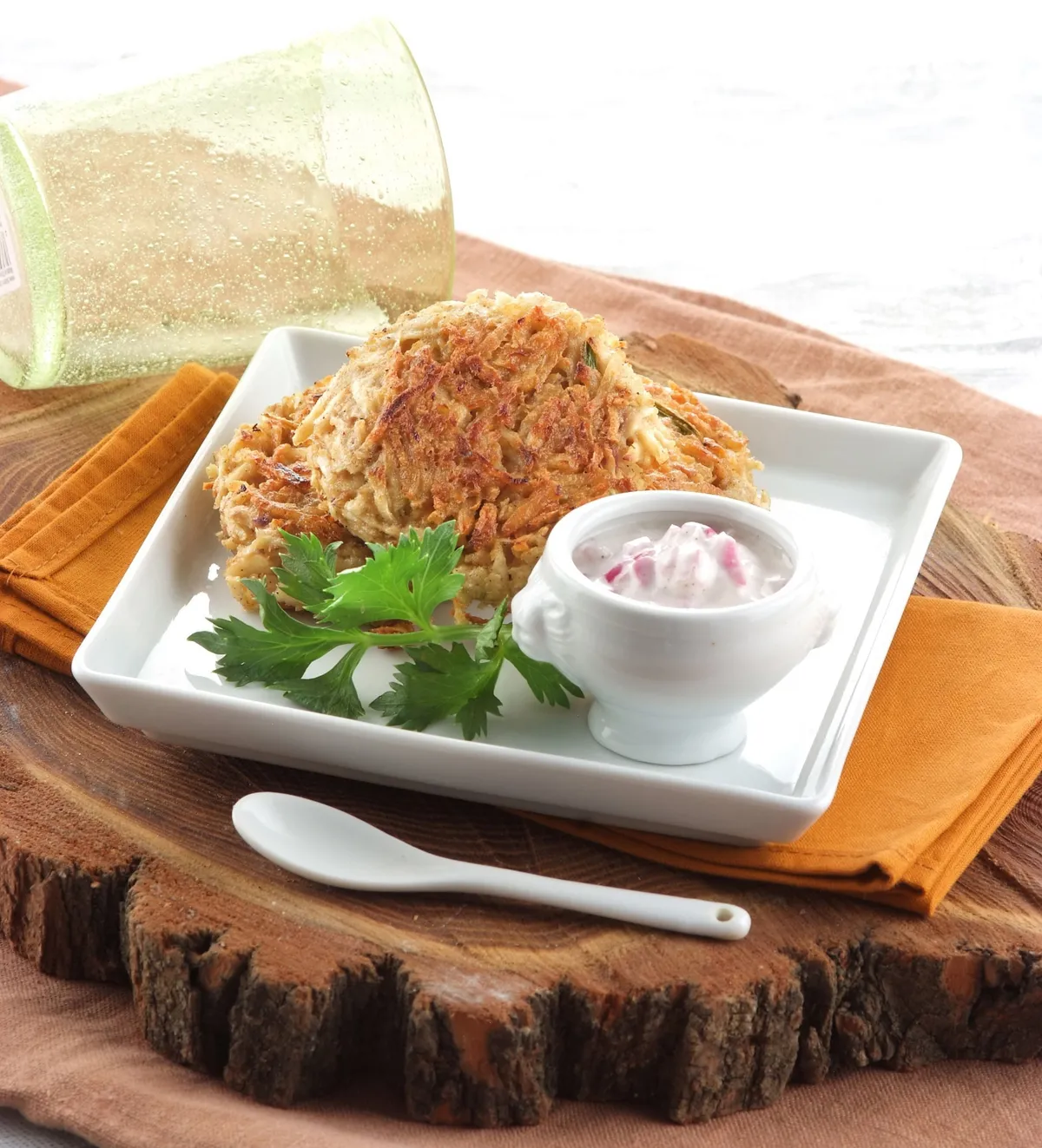 Zellerröszti lilahagymamártással, a laktózmentes receptek egyike.