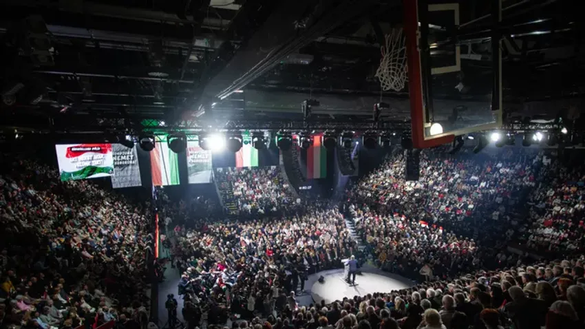 Hidegrázós pillanatok: íme a legjobb képek a miskolci Háborúellenes gyűlésről