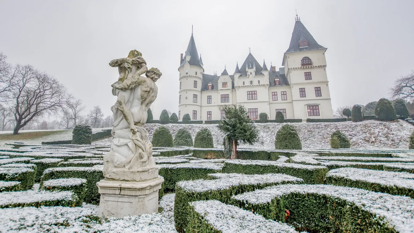 Ezek a legszebb kastélyparkok a hó alatt.