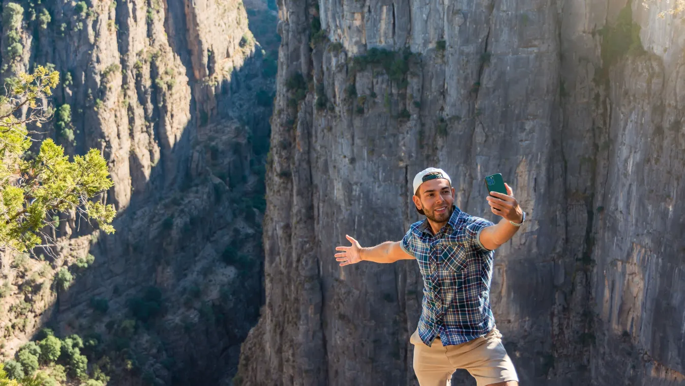Egyre több a halálos kimenetelű szelfi-baleset.