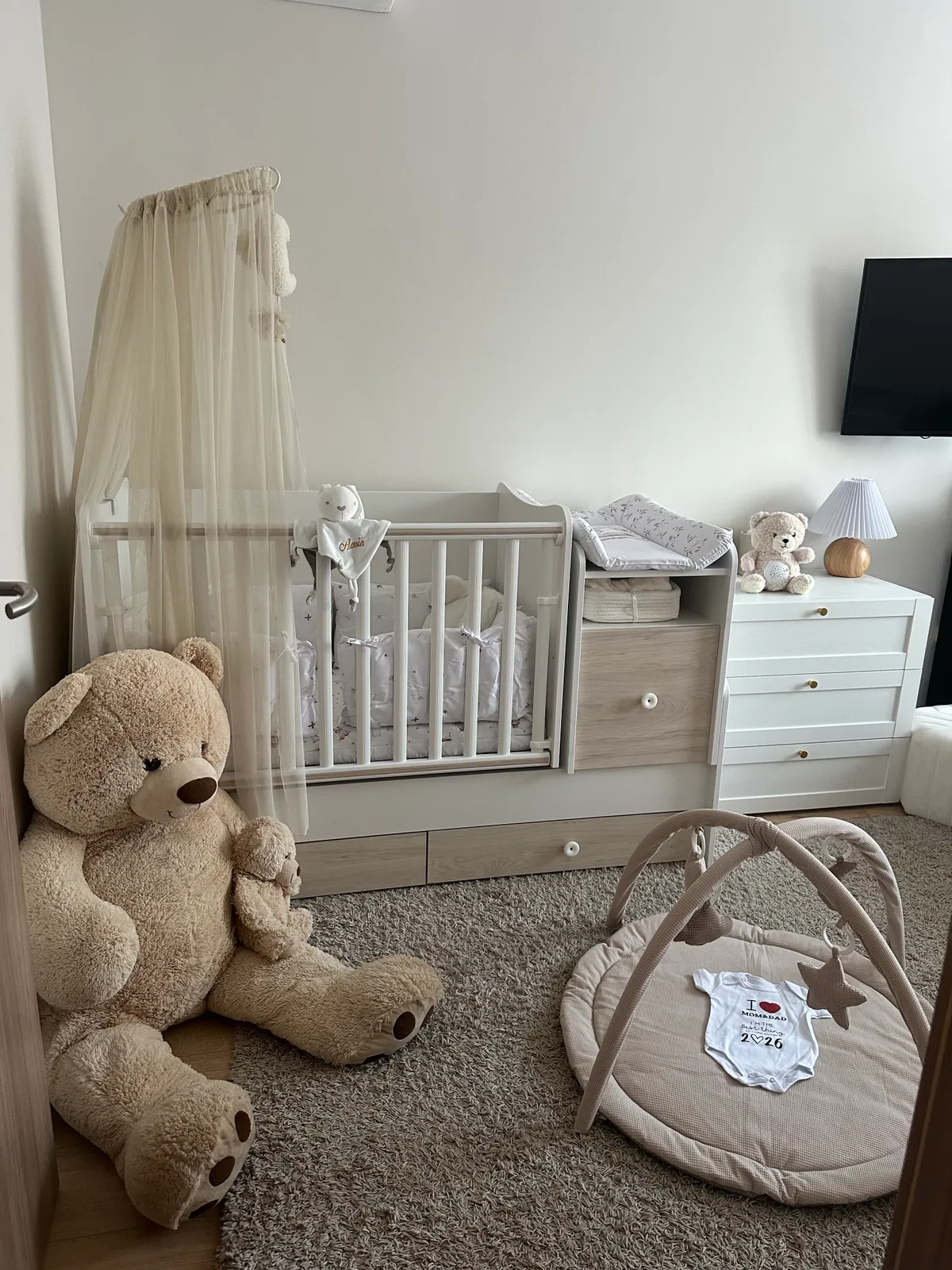 Hot feltöltés
Megyeri Csilla: Minden készen áll a kicsi érkezésére!&nbsp; 