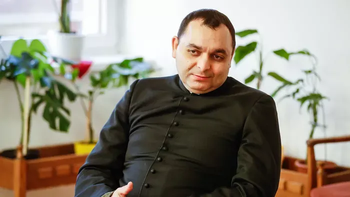 Orsos Zoltán atya egy év alatt 50 kilót fogyott