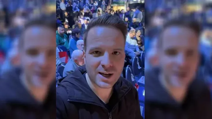 Háborúellenes Gyűlés: egy órával a kezdés előtt teltház