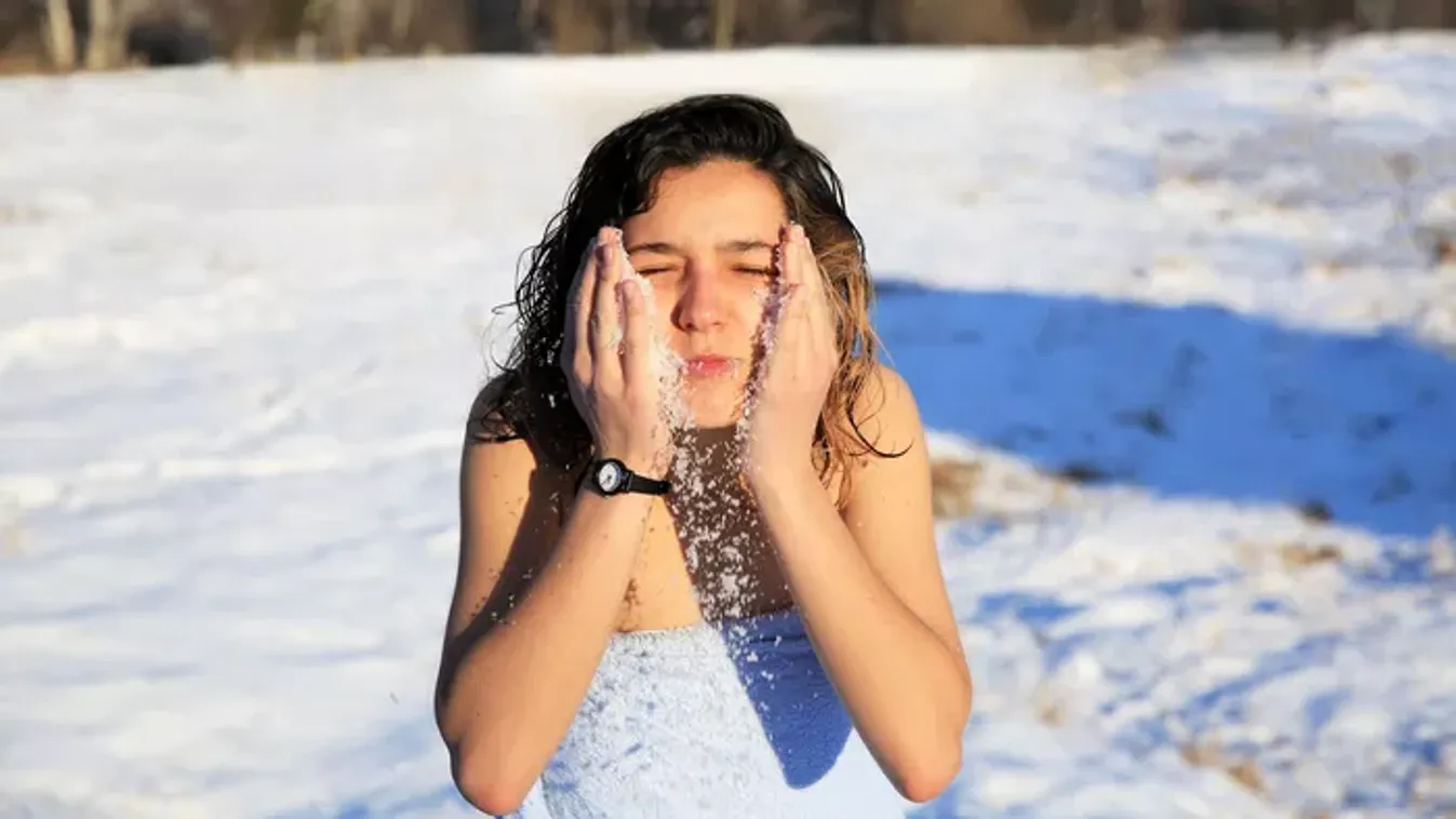 Friss hóban arcot mosni – Ezért érdemes kipróbálnod