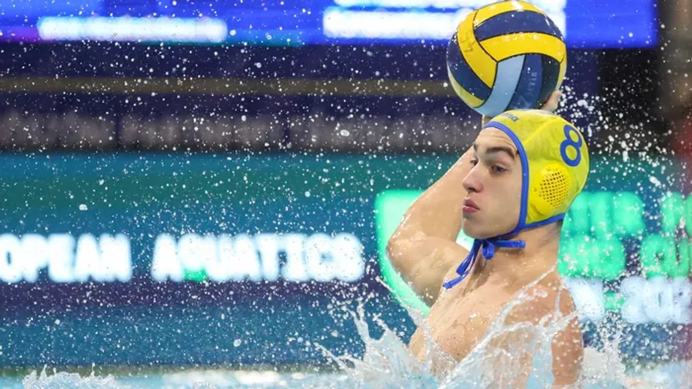 Ajándékot kapott Benedek Tibor fia - Fotó