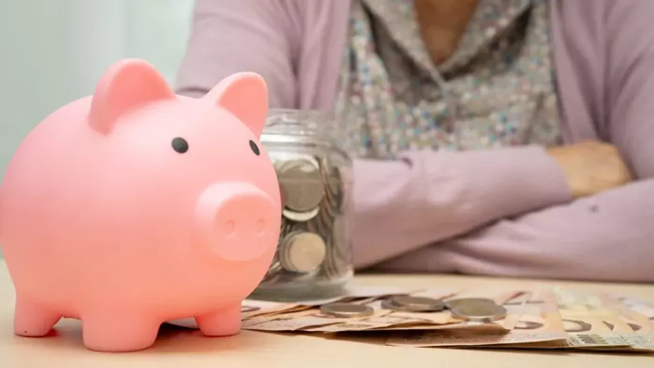 Ezekkel a tuti spórolási tippekkel tényleg százezreket félretehetsz