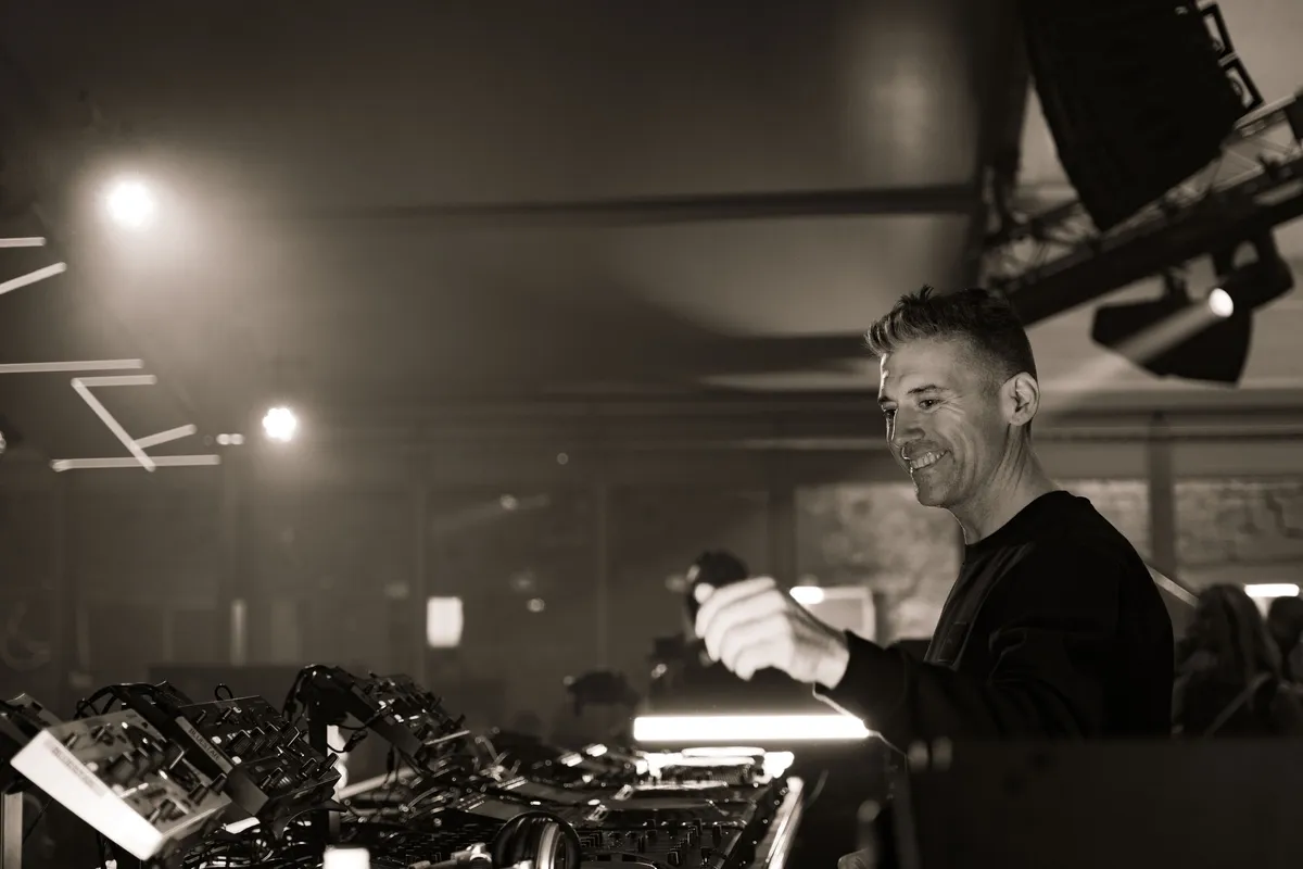 Chriss Ronson az utolsó fellépésein már súlyos fájdalmakkal játszott, de végig mosolygott.