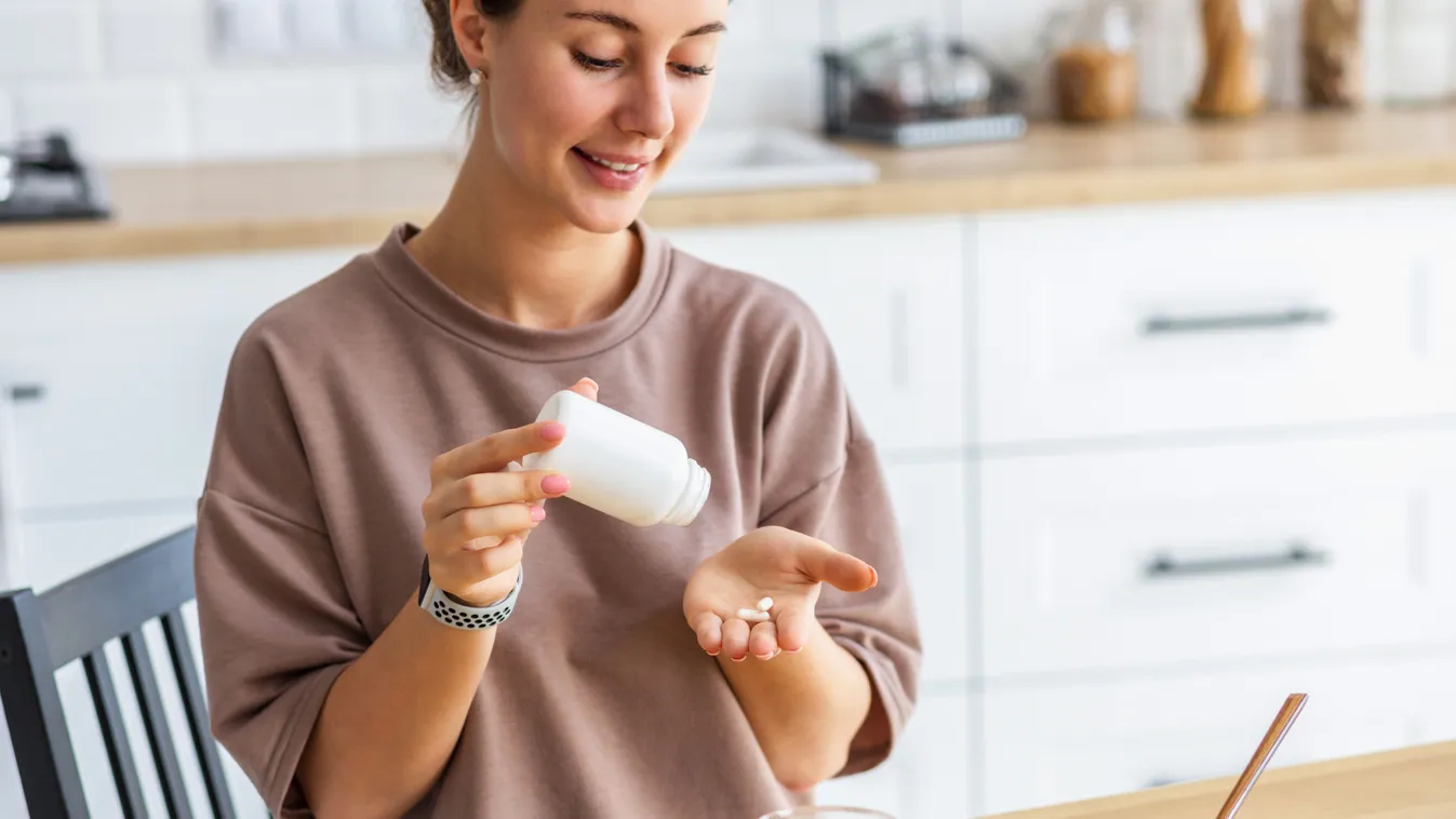 Bőrszépítő vitaminok: méregdrága kencék helyett a kapszulákba zárt fiatalság titka
