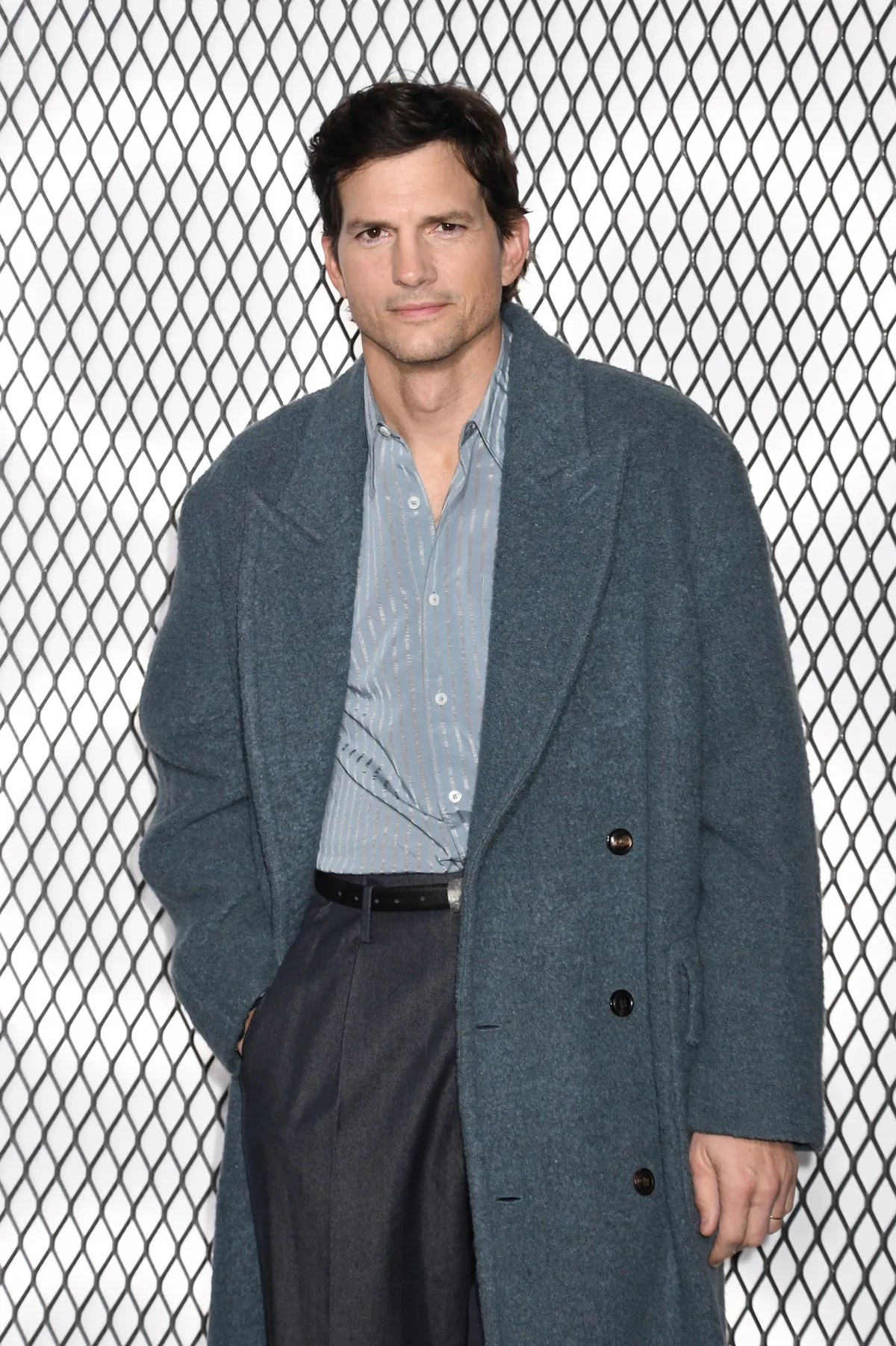 Ashton Kutcher A szépség című új sorozatát népszerűsíti jelenleg