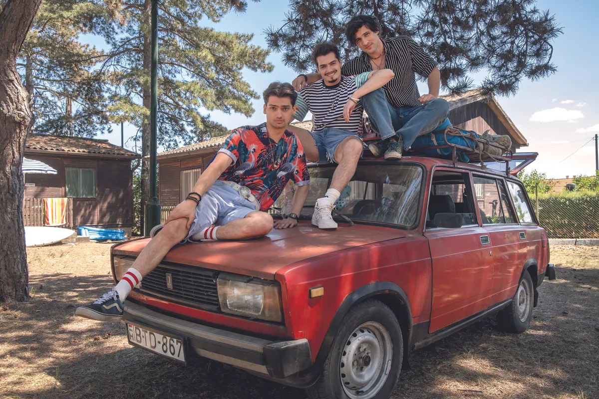 hot! magazin hétfői feltöltések