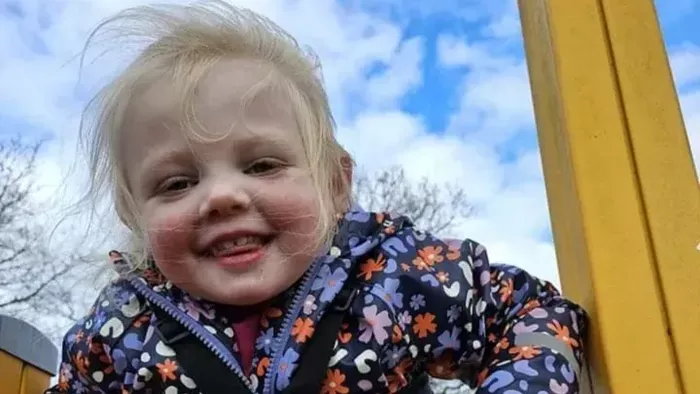 Ritka betegség rövidíti meg az angyali kislány életét