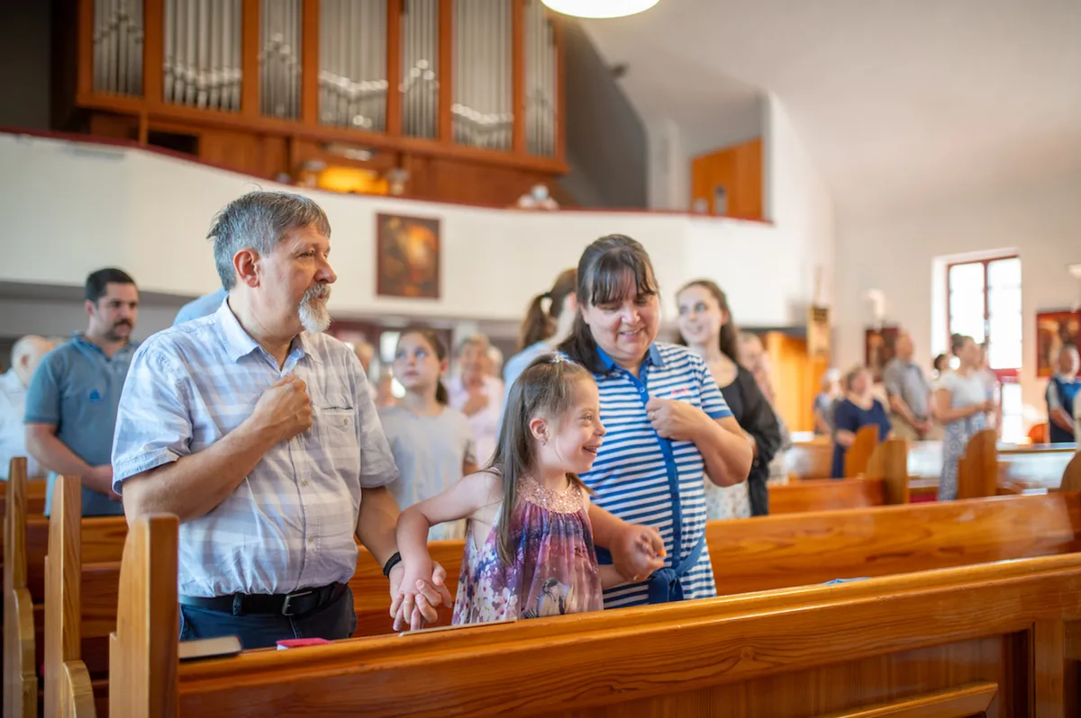 Down-szindrómás gyermekeket fogadott örökbe Weeber Tibor és felesége