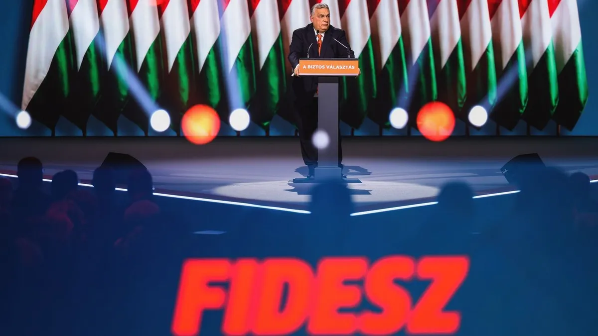 Orbán Viktor
2026_01_10
Budapest
fidesz kongresszus szelfi   vége