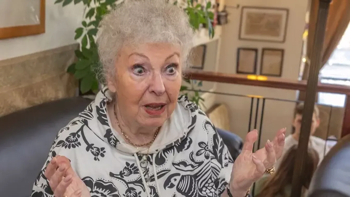 Tizenöt év után megszólalt Fodor Zsóka telefonja: „Így történt, nagymama lettem”