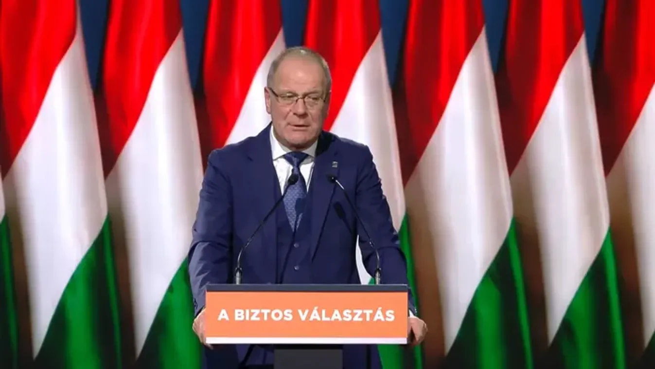 Navracsics Tibor: "A valóság a mi oldalunkon áll!"